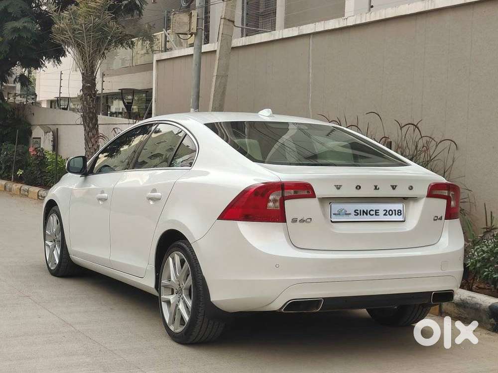 Volvo S60 D4 Momentum, 2016, Diesel