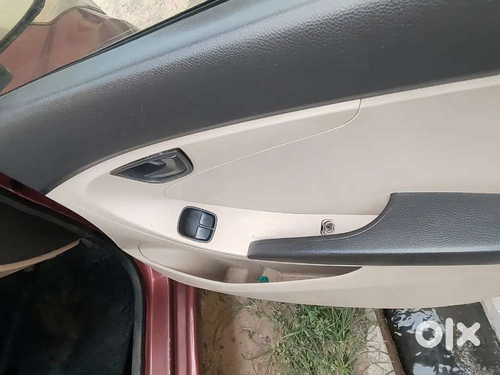 Hyundai Eon 2012 Petrol Well Maintained