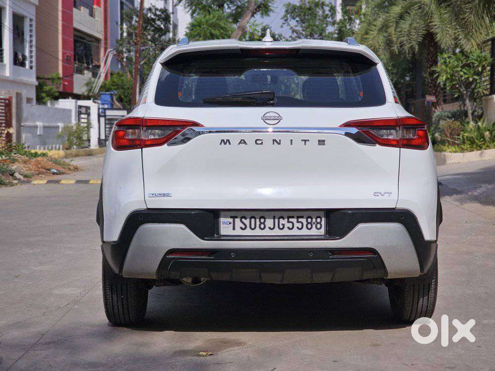 Nissan Magnite 1.0 Xv Executive Turbo Cvt, 2022, Petrol