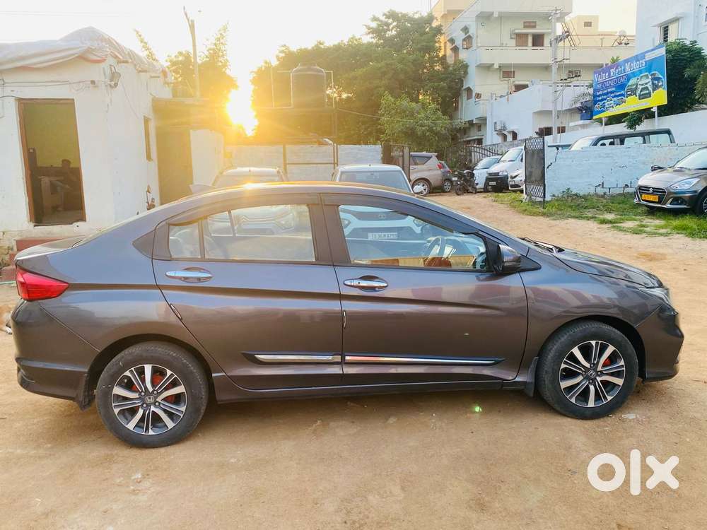 Honda City I-vtec V, 2018, Petrol