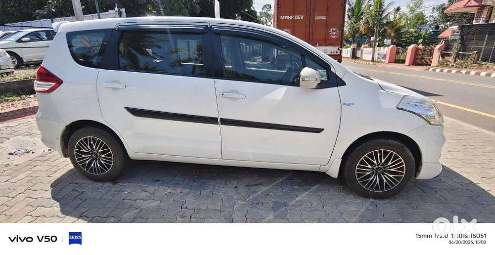 Maruti Suzuki Ertiga, 2018, Petrol