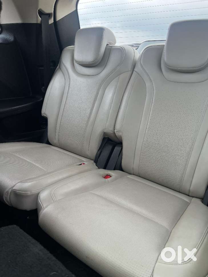 Mahindra Xuv700 2.0 Ax 7 Petrol At Luxury Pack Str, 2021, Petrol