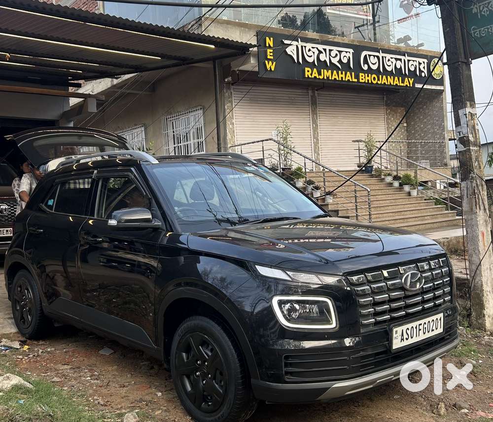 Hyundai Venue Sx 1.2 Mt Knight Edition, 2023, Petrol