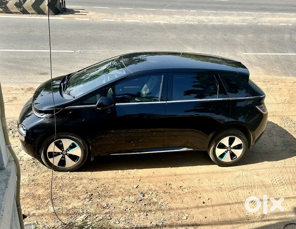 Mg Windsor Ev Essence 2024