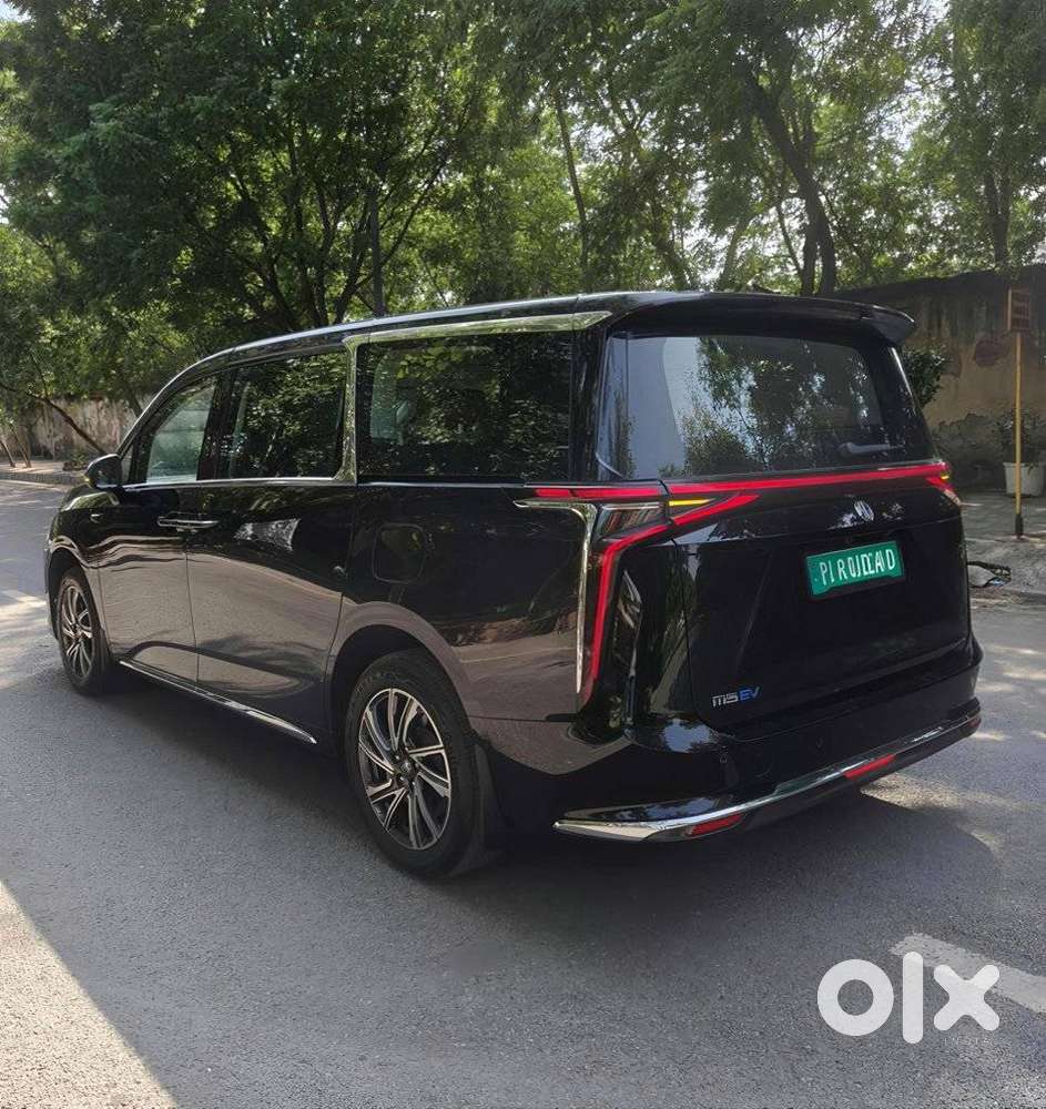 Mg M9 Presidential Limo, 2025, Electric