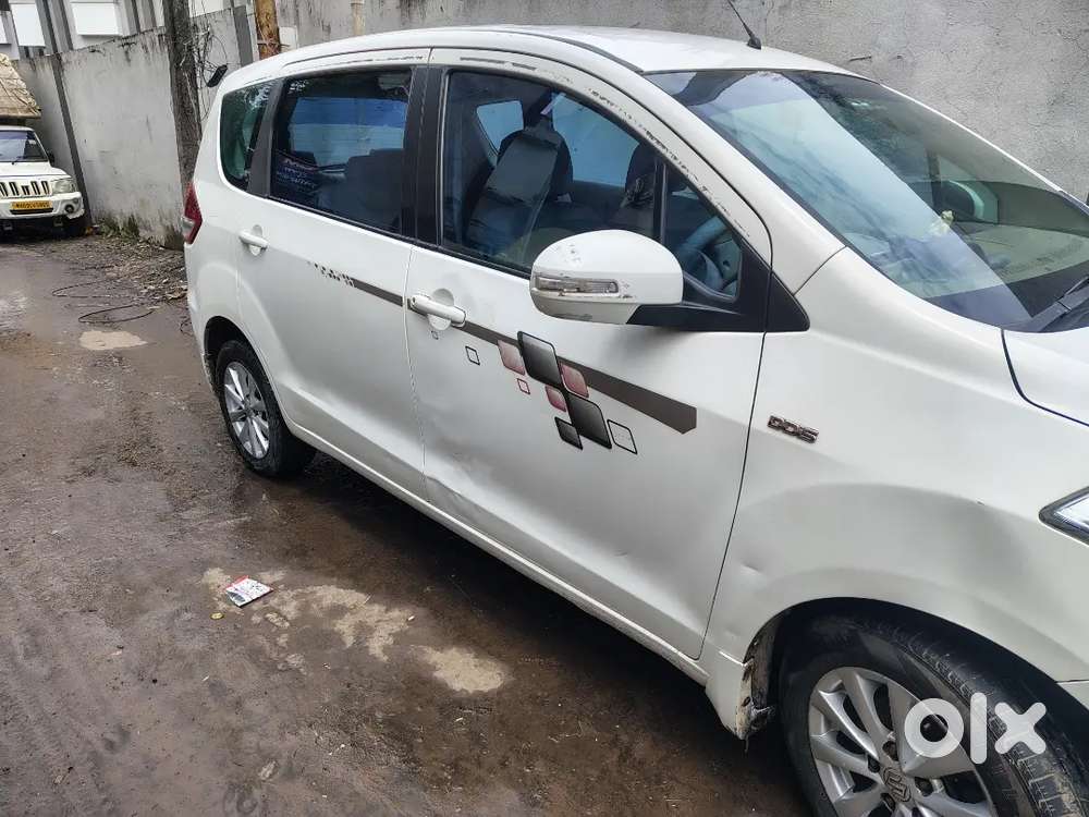 Maruti Suzuki Ertiga Zdi 2015