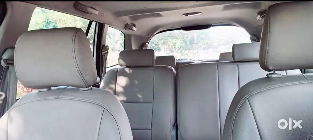 Toyota Innova 2.5 V 2013