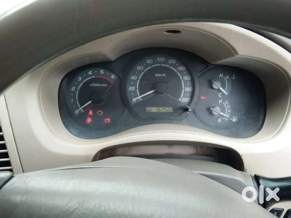 Toyota Innova G 8 Seater Model 12-2005 Diesel Good Condition For Sale