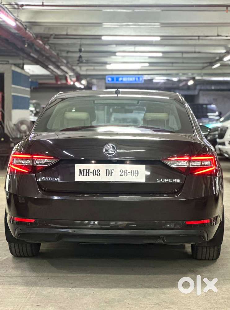 Skoda Superb Style 1.8 Tsi At, 2019, Petrol