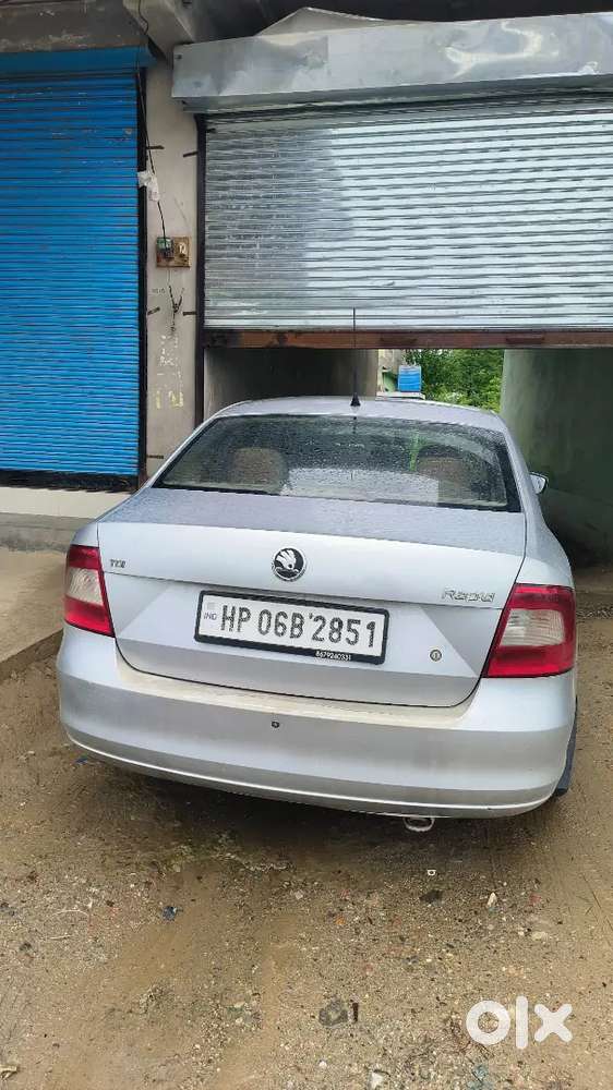 Skoda Rapid 1.6 Ambition Plus 2012 Diesel Manual