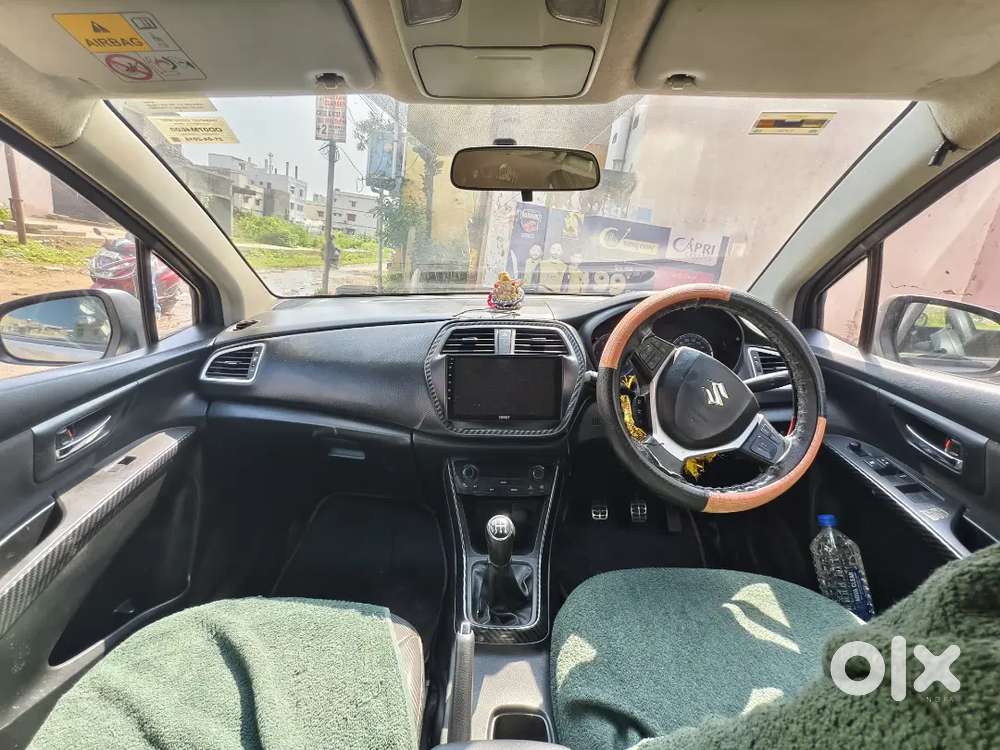 Maruti Suzuki S-cross 2016 Variant