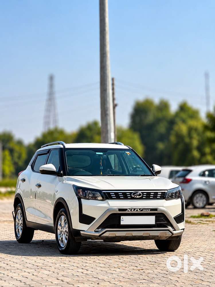 Mahindra Xuv300 W4 Diesel, 2022, Diesel