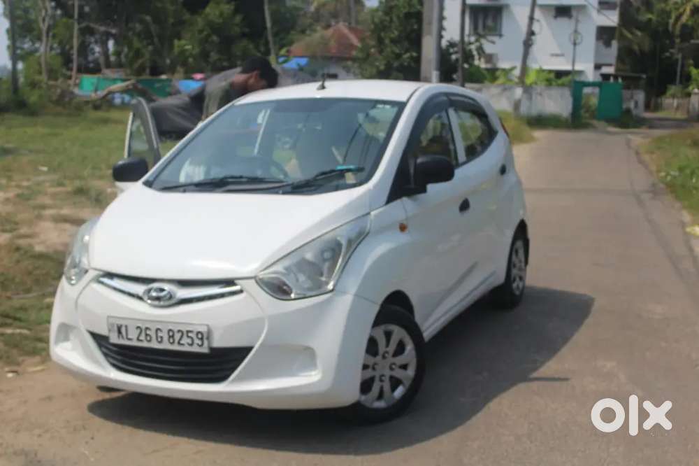 Hyundai Eon 2016 Petrol 30300 Km Driven