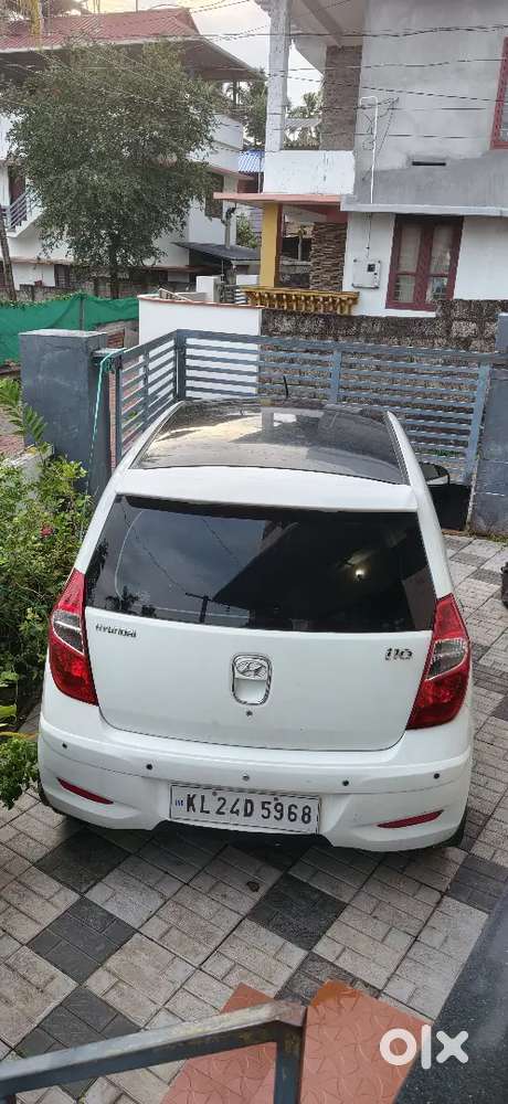 Hyundai I10 Sportz 2011 Petrol