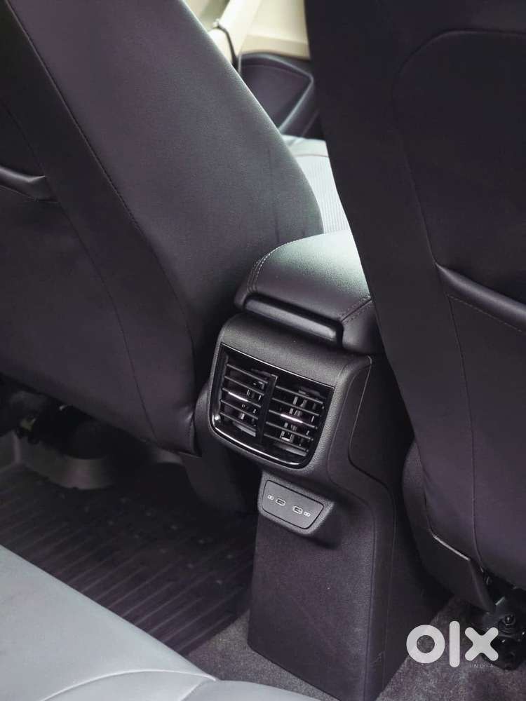 Volkswagen Virtus Gt 1.5 Tsi Dsg, 2024, Petrol