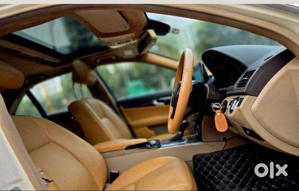 Mercedes-benz C Class 2011 Petrol Good Condition