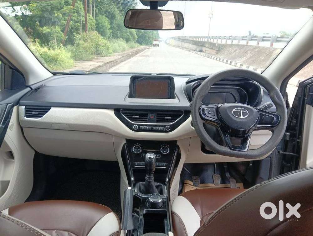 Tata Nexon 1.2 Revotron Xza Plus Dualtone, 2020, Petrol
