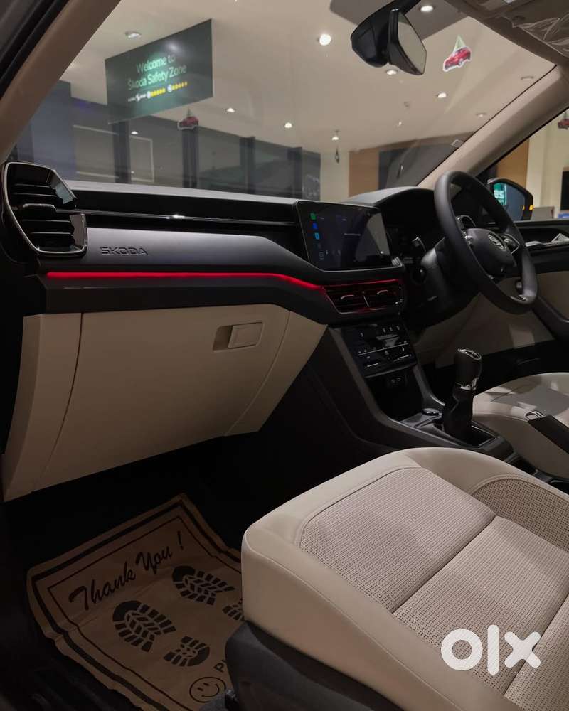 Skoda Kushaq 1.0 Tsi Style At (6 Airbags), 2026, Petrol