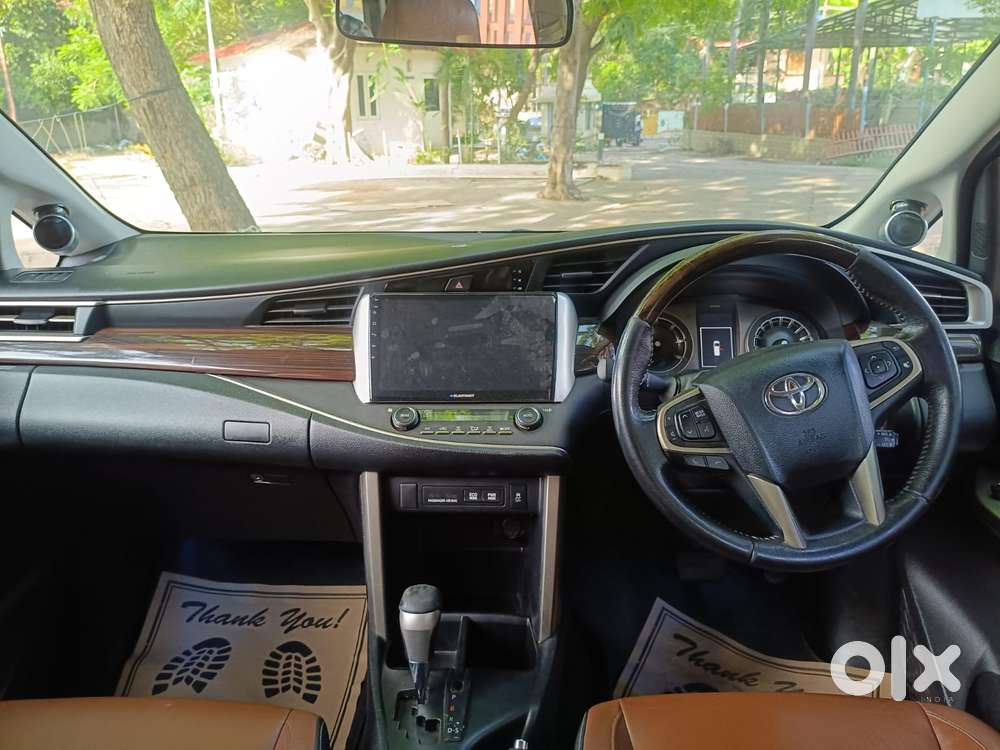 Toyota Innova Crysta 2.8z Automatic, 2016, Diesel