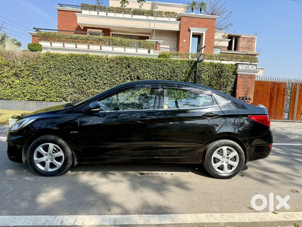 Hyundai Verna Vtvt 1.6 E, 2011, Petrol