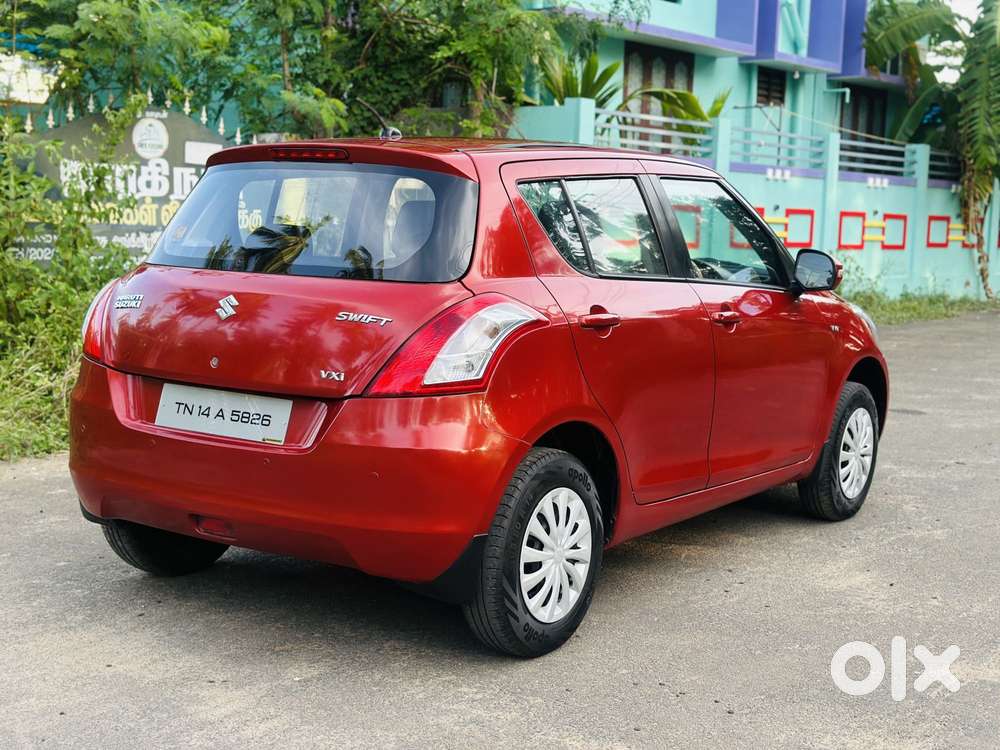 Maruti Suzuki Swift Vxi Abs Bsiv, 2014, Petrol