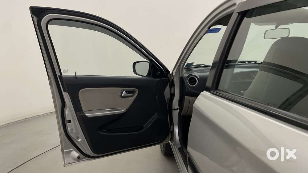 Maruti Suzuki Alto K10 1.0 Vxi Amt, 2016, Petrol