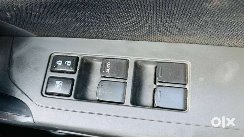 Maruti Suzuki Vitara Brezza Vdi Option, 2017, Diesel
