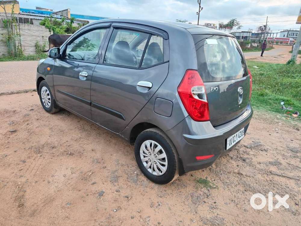 Hyundai I10 Sportz, 2015, Petrol