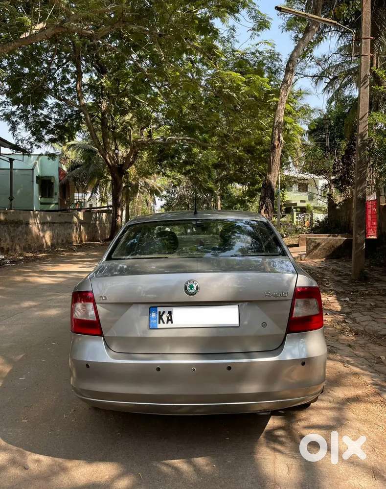 Skoda Rapid 2012 1.6