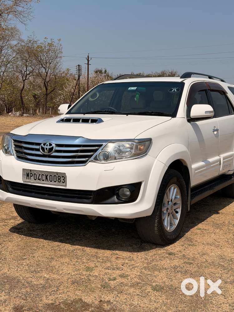 Toyota Fortuner 3.0 4x2 Automatic, 2013, Diesel