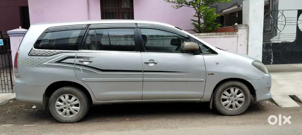 Hr Registration Toyota Innova 2011 Diesel 137033 Km Driven