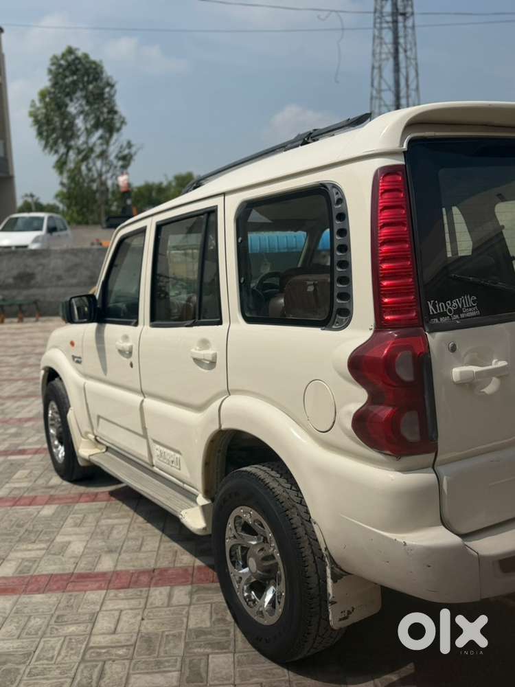 Mahindra Scorpio 2009 Diesel Manual