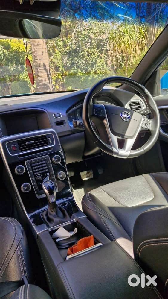 Volvo S60 T6, 2017, Petrol