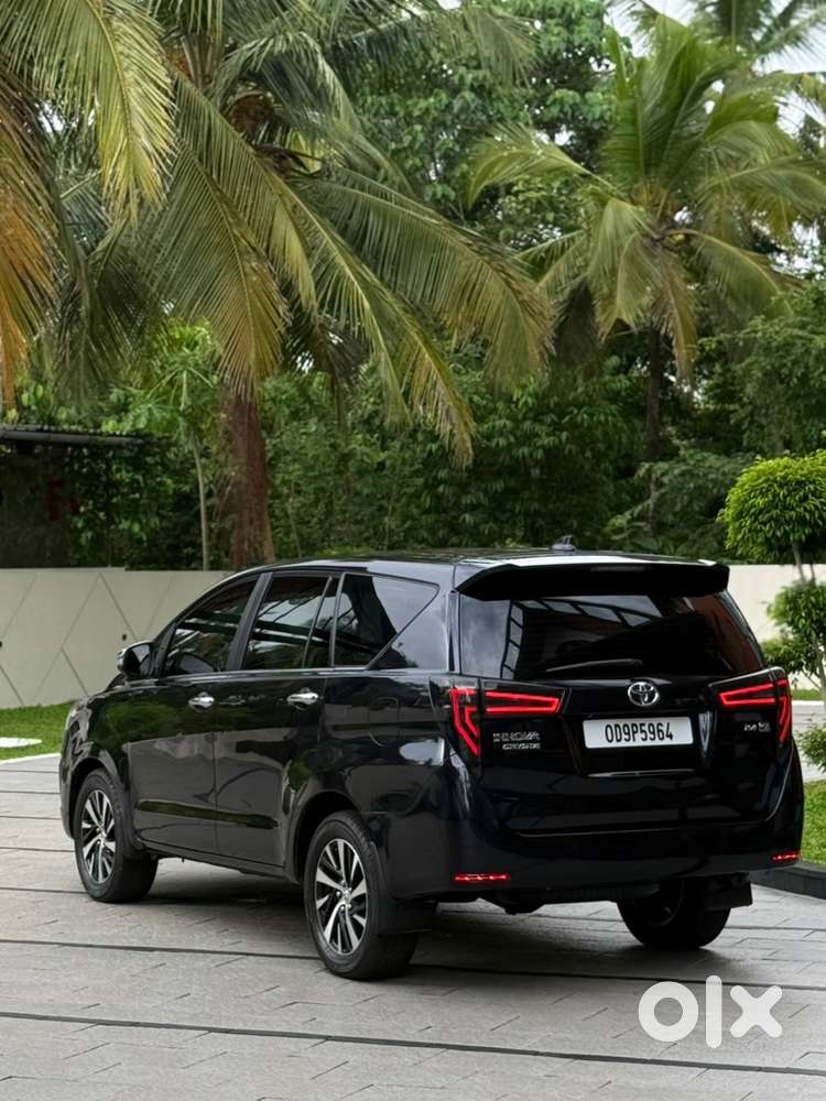 Toyota Innova Crysta 2.4 Z 2022 Bs6 Manual