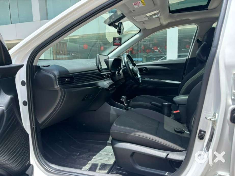 Hyundai I20 Asta (o) 1.2 Ivt, 2023, Petrol