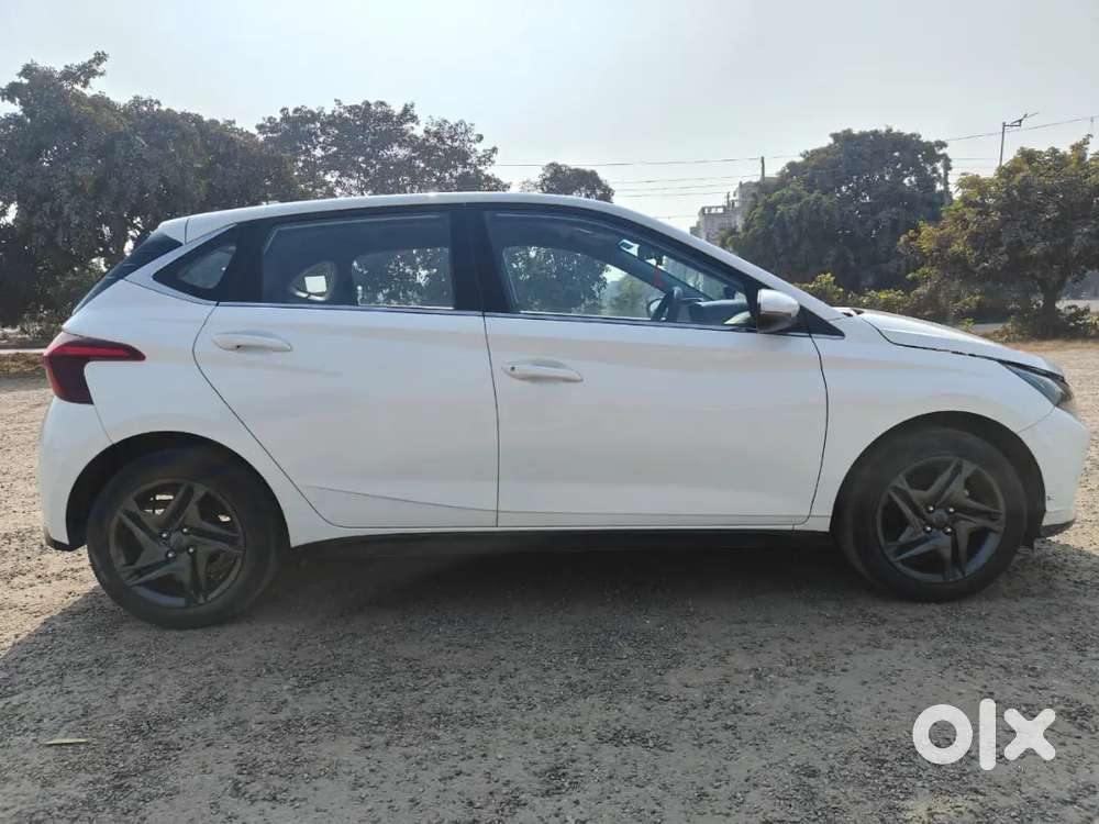 Hyundai I20 2023 Petrol 67301 Km Driven