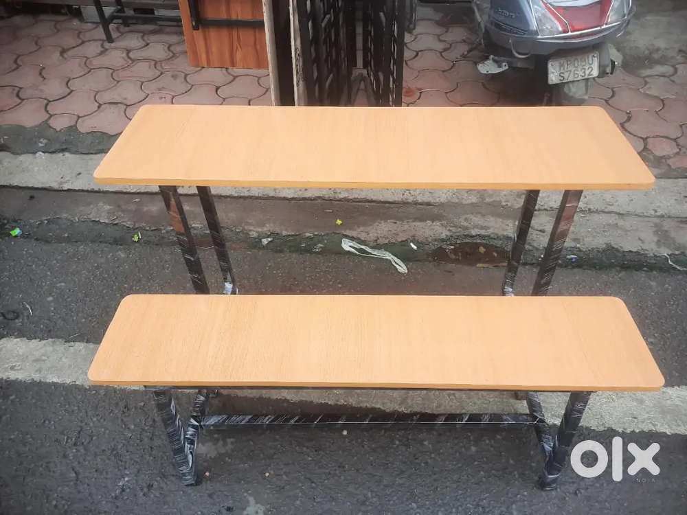 School/Coaching furniture table-desk