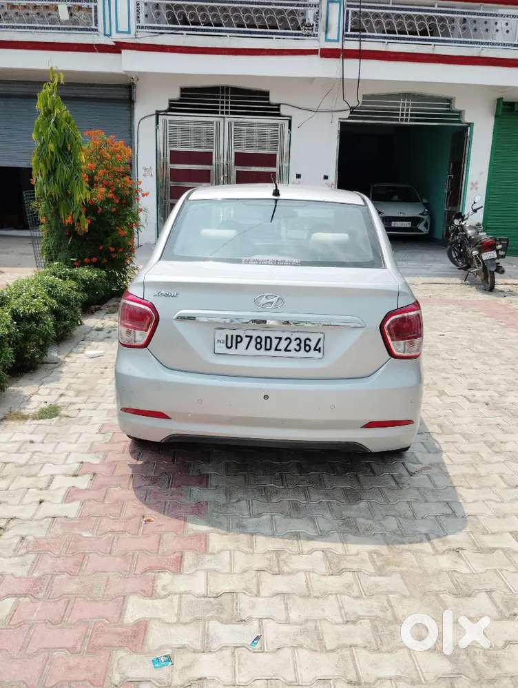 Hyundai Xcent 2015 Petrol 64500 Km Driven