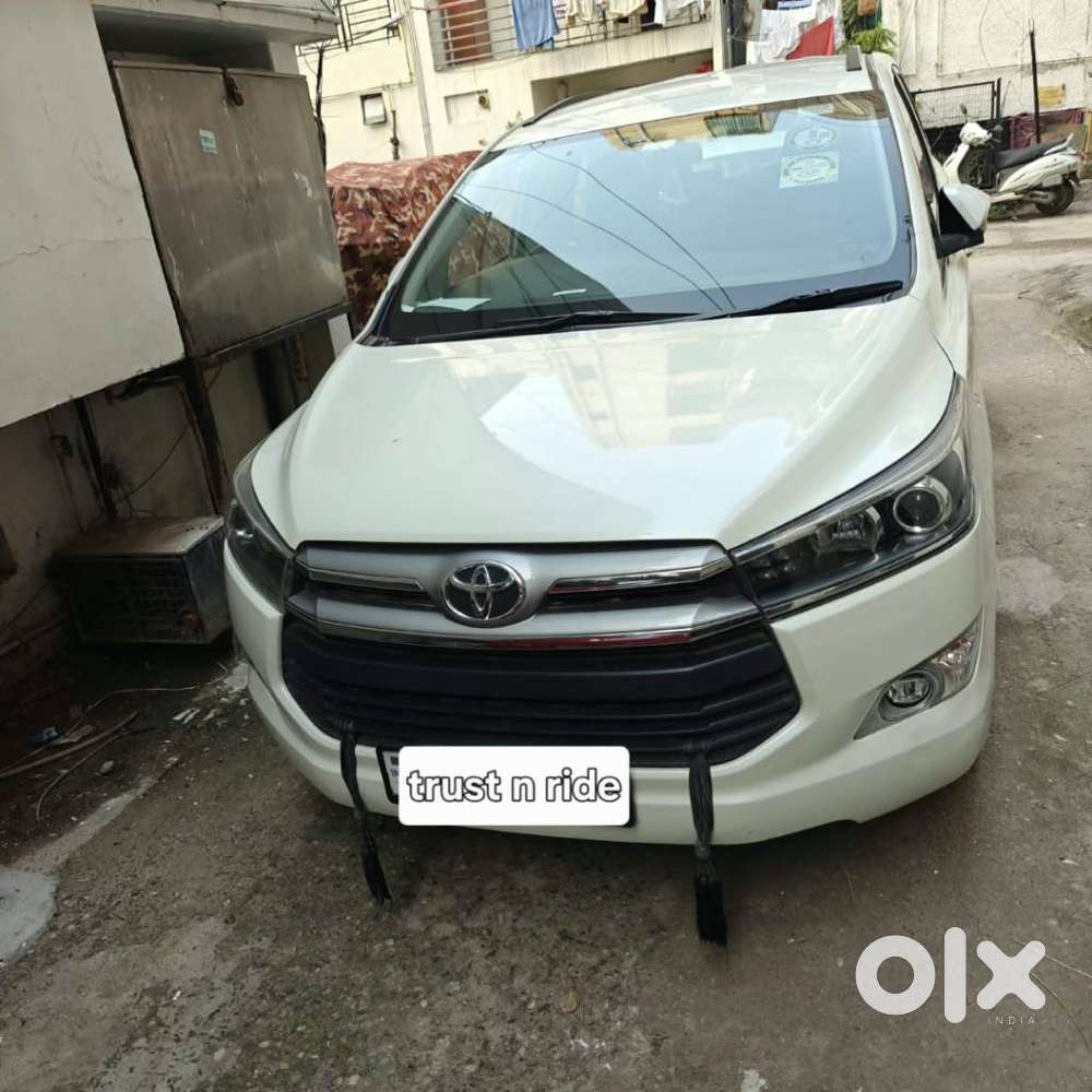 Toyota Innova Crysta 2.4 Vx Mt, 2019, Diesel