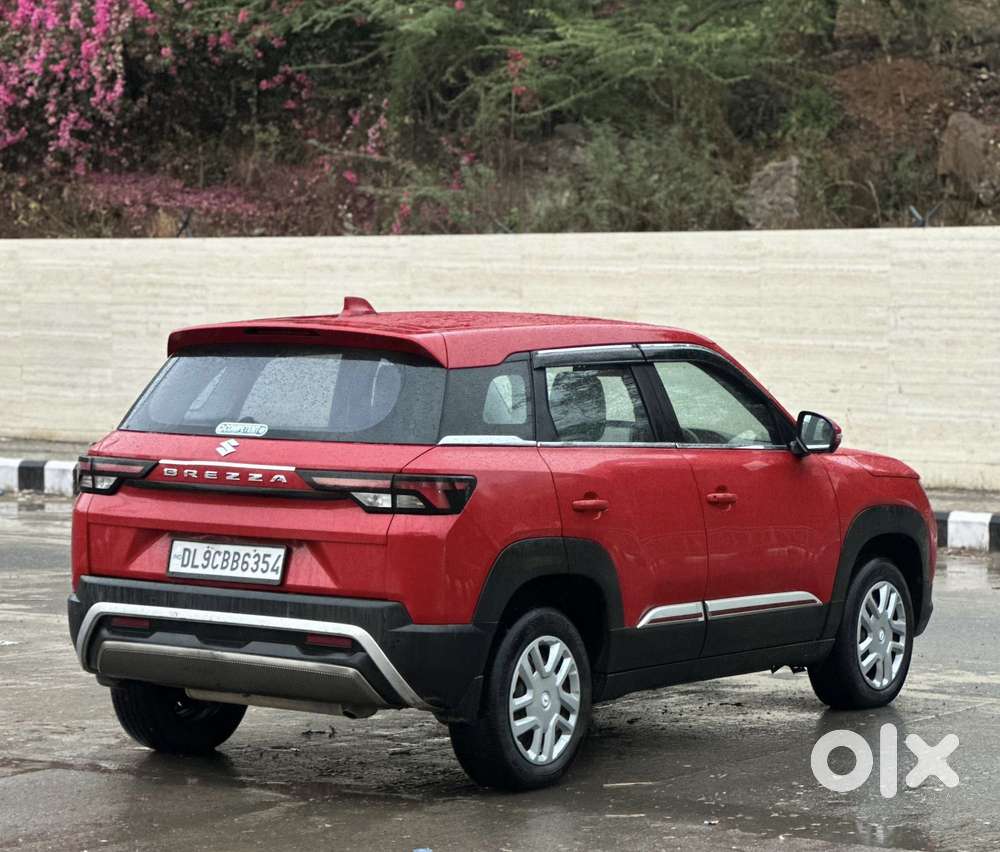 Maruti Suzuki Brezza 1.5 Vxi Cng, 2023, Cng & Hybrids