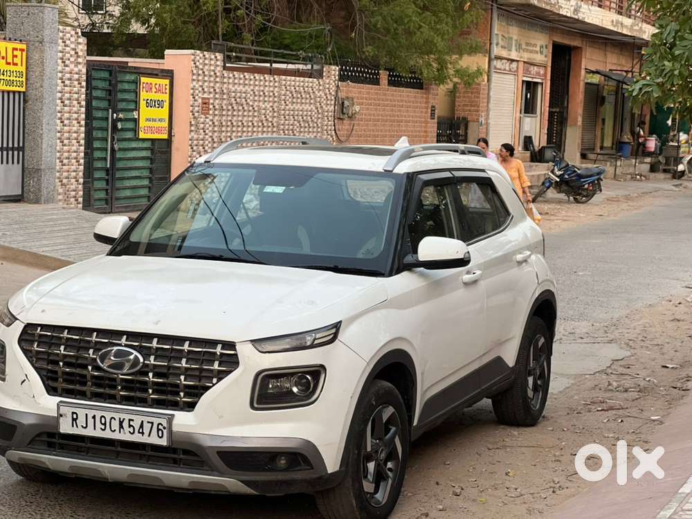 Hyundai Venue Petrol 2021