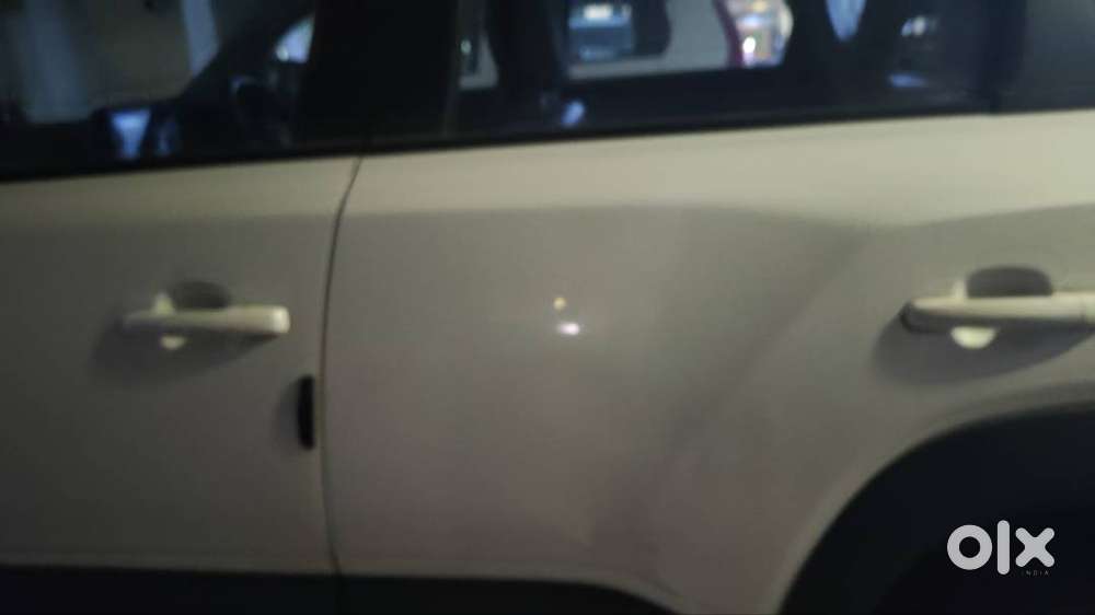 Maruti Suzuki Brezza 2024 Petrol Well Maintained