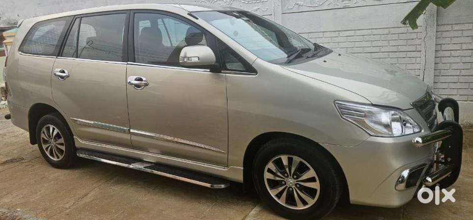 Toyota Innova 2.5 Vx 8 Str, 2015, Diesel