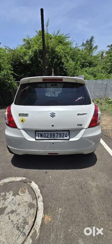 Maruti Suzuki Swift Vxi 2015