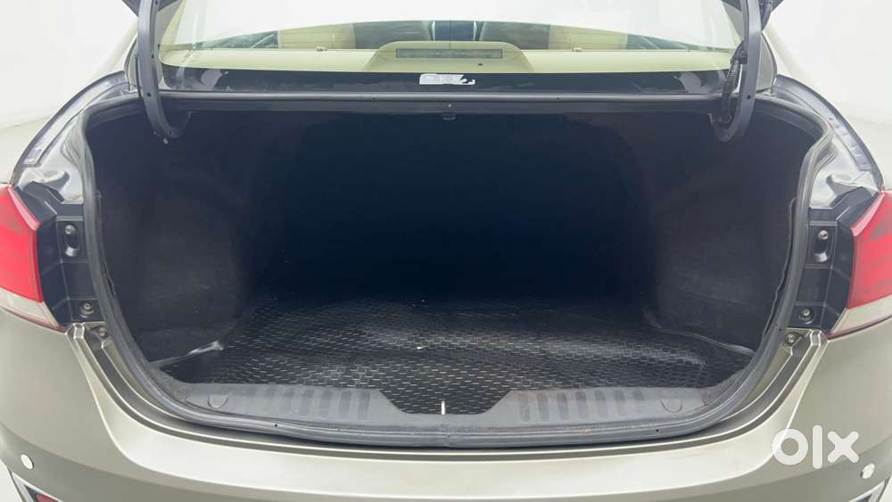 Maruti Suzuki Ciaz 1.5 Alpha Shvs Amt, 2019, Petrol