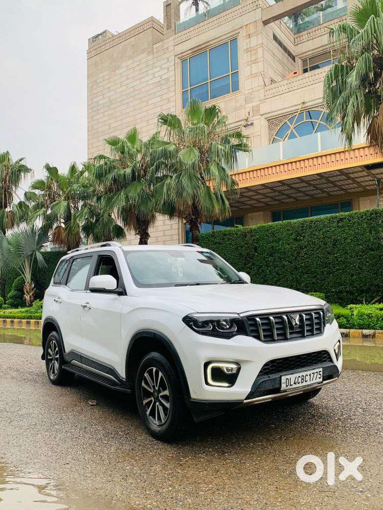 Mahindra Scorpio N Z8 Petrol Mt 7 Str, 2023, Petrol