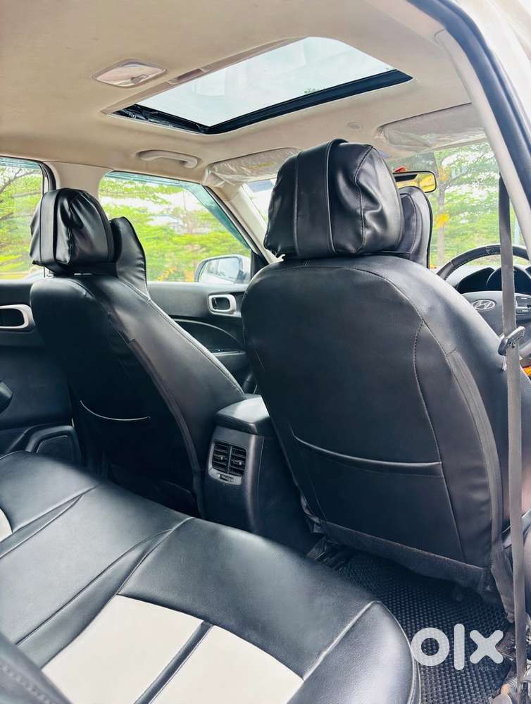 Hyundai Venue 2019 Petrol Well Maintained