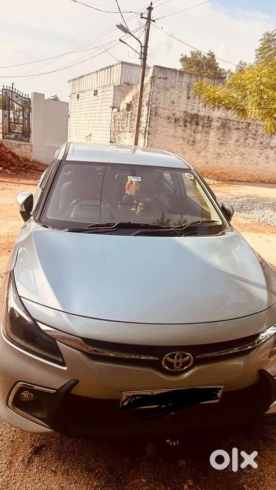 Toyota Glanza Petrol Automatic 2024
