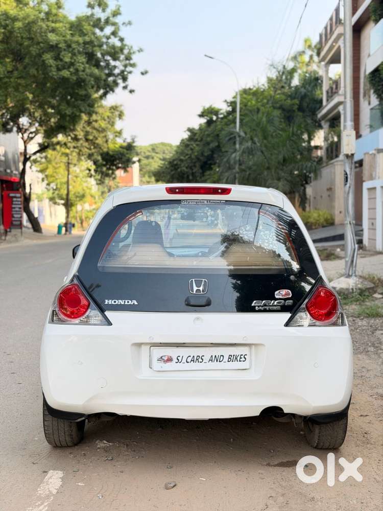 2014 Honda Brio Petrol Manual Single Owner Well Maintained Car