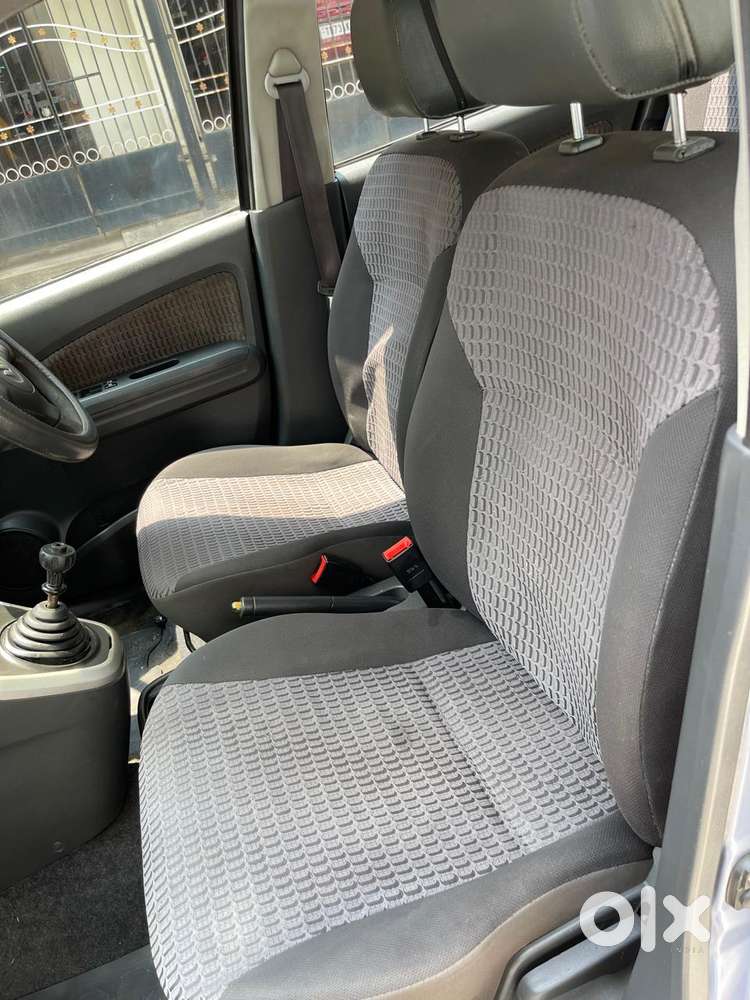 Maruti Suzuki Ritz Vxi, 2013, Petrol